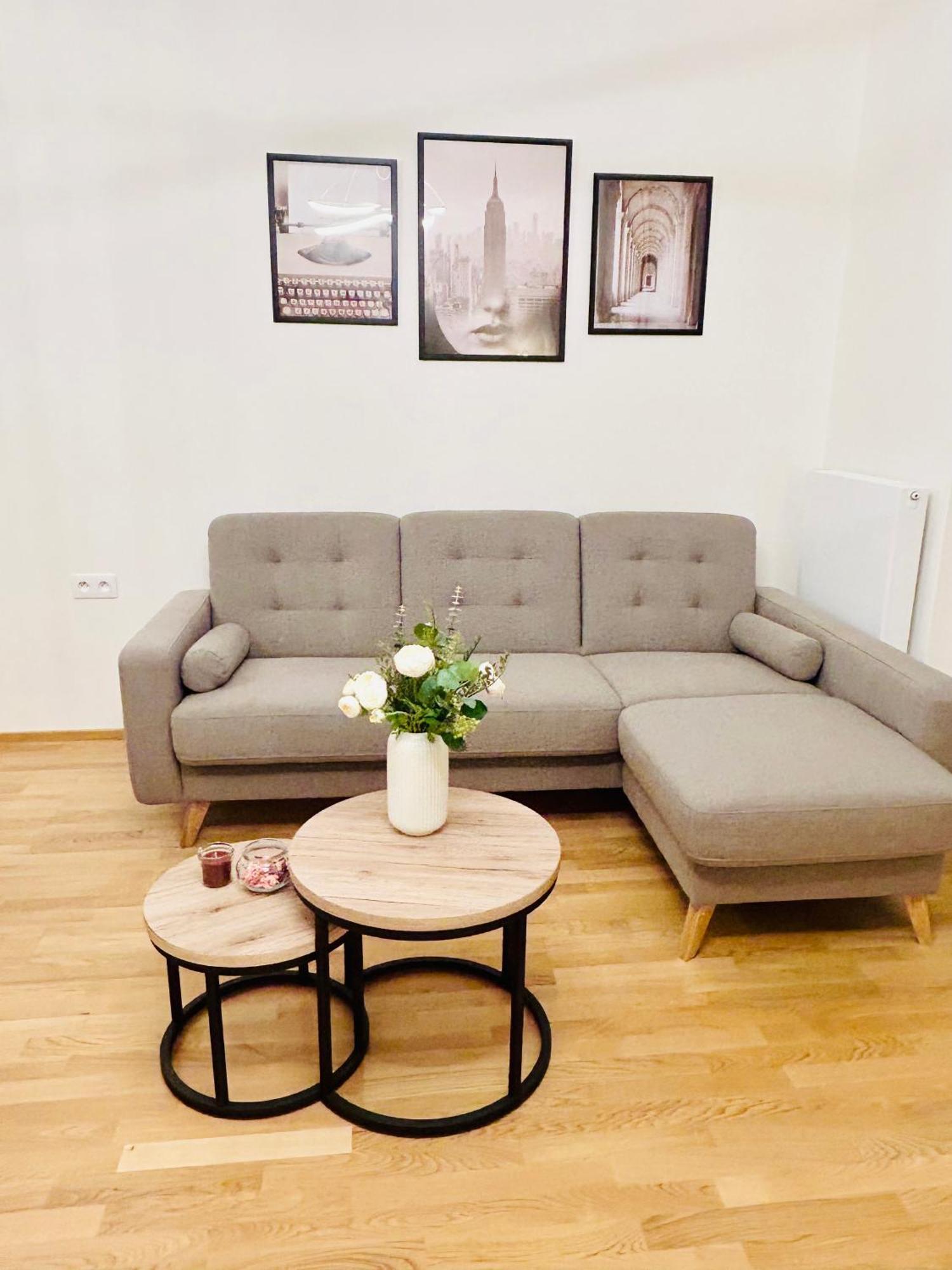 Appartamento New Luxury At Andel Metro Station *